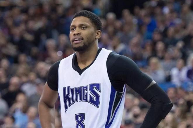 教练需要在 教练需要在